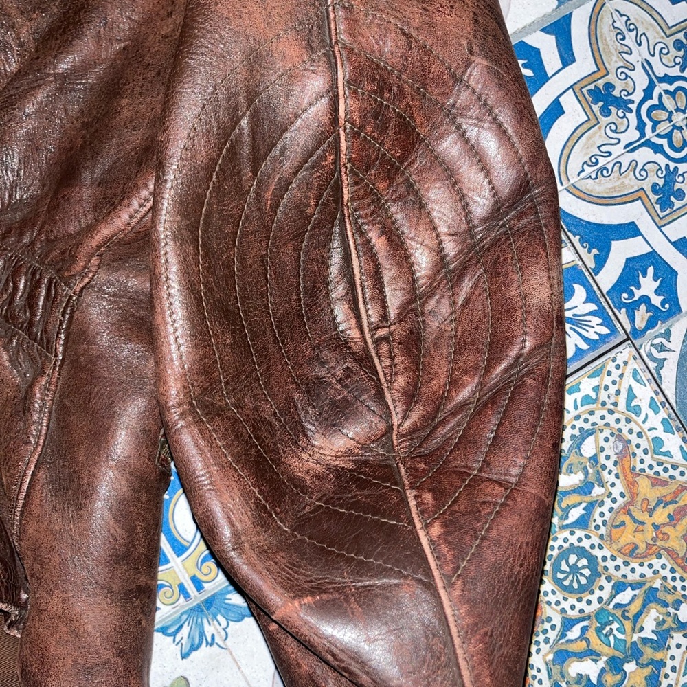 LEATHER JACKET - Picture 4 of 4